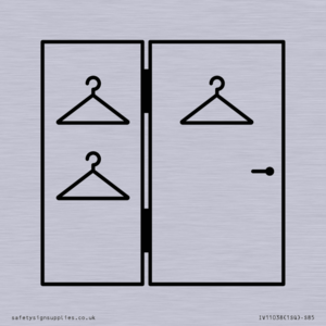 I065 Large Changing room